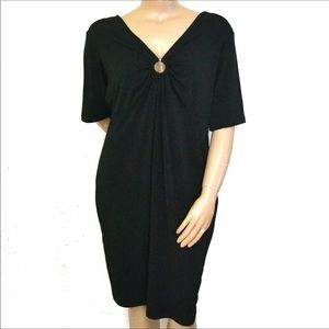 Black keyhole rouched midi dress